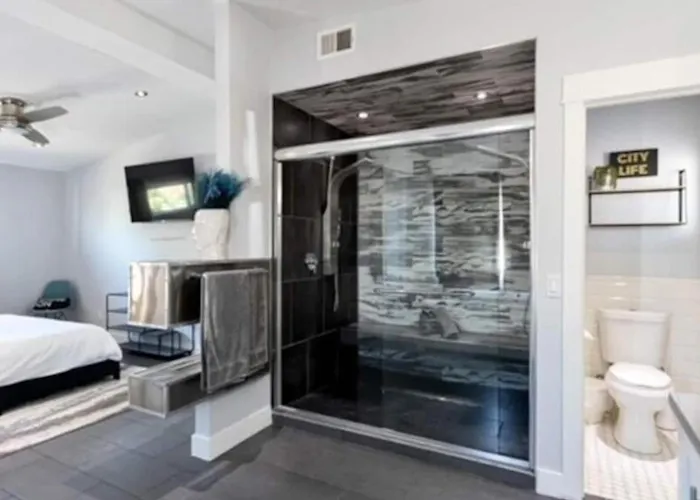 Mid Century Modern Retreat In Old Town * Scottsdale